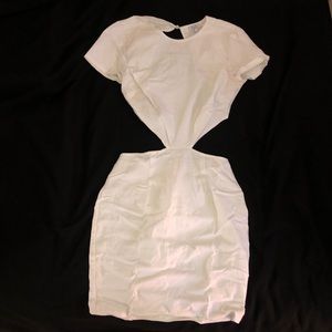 HP 🎉 Bodycon Backless Dress